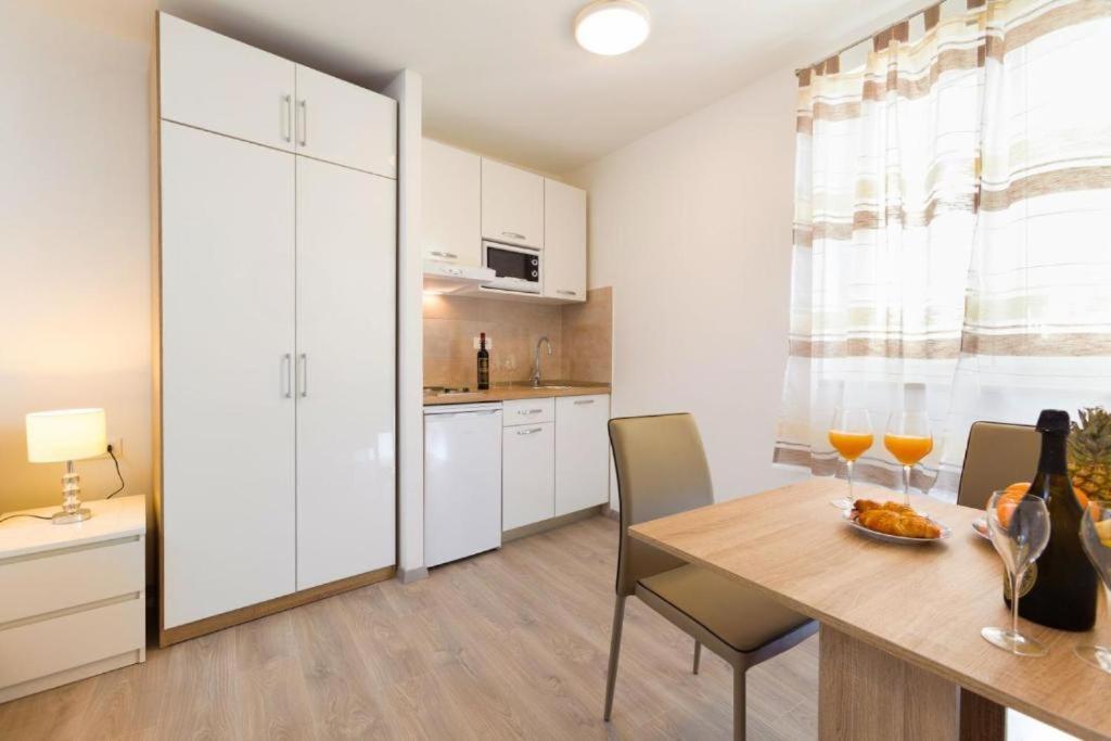 سبليت Apartments & Room Rollex المظهر الخارجي الصورة